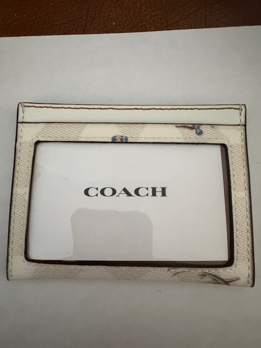 Coach White Beach Hawaii Print Card Holder - Picture 2 of 2